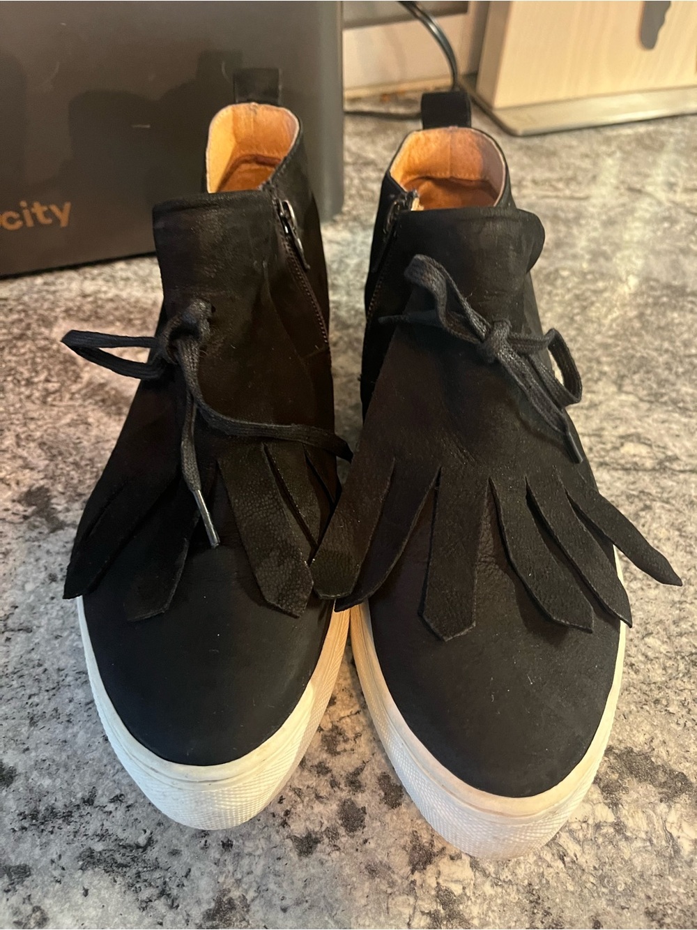 Seychelles Black Suede Sneaker Boots Womens Sz 8.5